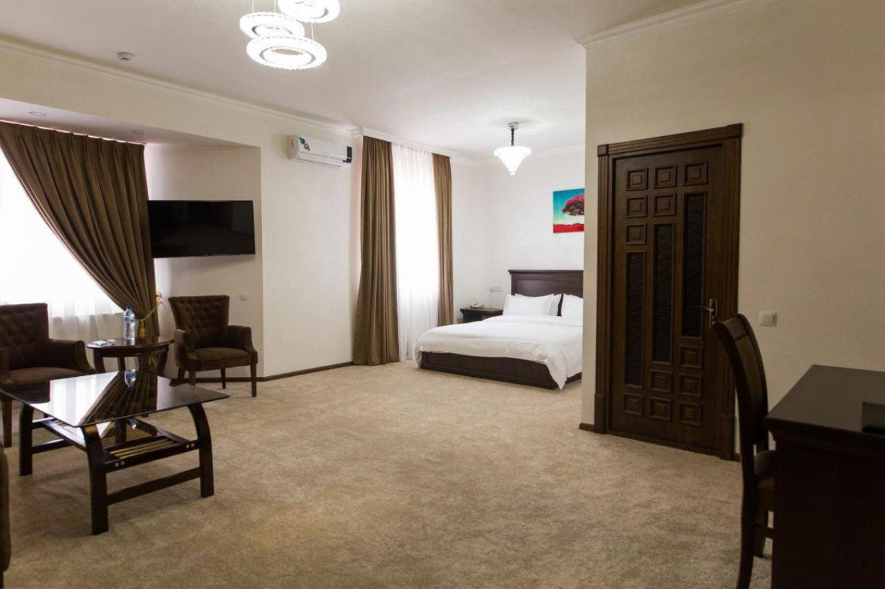 Alexander Hotel Samarkand Eksteriør bilde