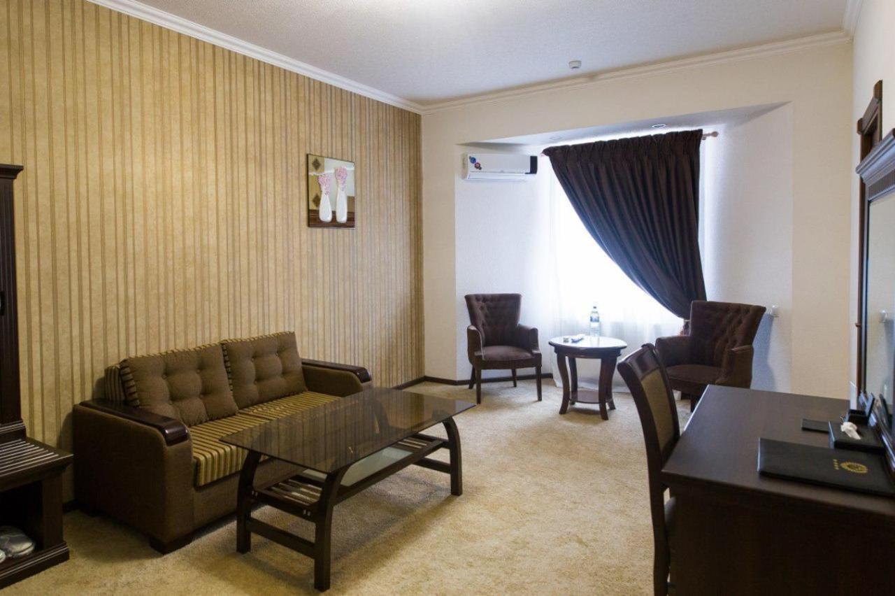 Alexander Hotel Samarkand Eksteriør bilde