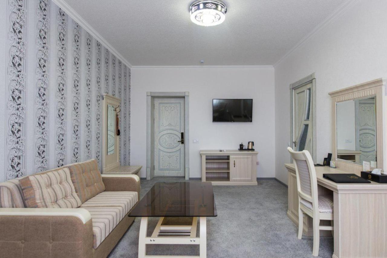 Alexander Hotel Samarkand Eksteriør bilde