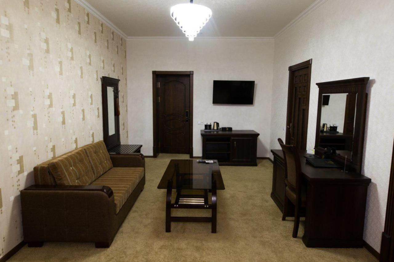 Alexander Hotel Samarkand Eksteriør bilde