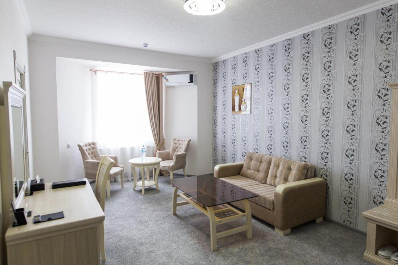Alexander Hotel Samarkand Eksteriør bilde